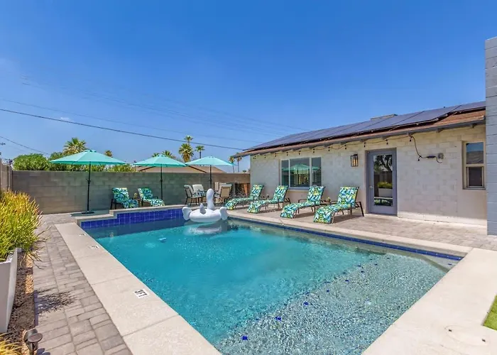 Pristine Sunset- In Old Town - Private Pool - Bbq *